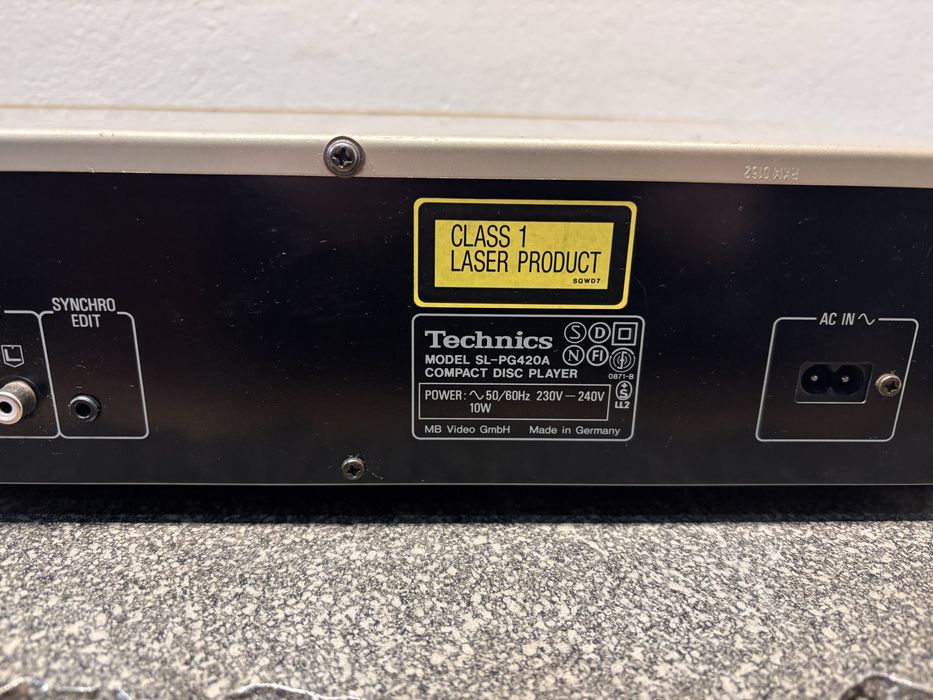 Odtwarzacz CD Technics SL PG 420 A