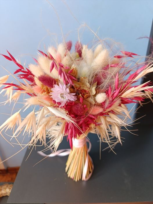 Букети  із сухоцвітів  та стабілізованих рослин