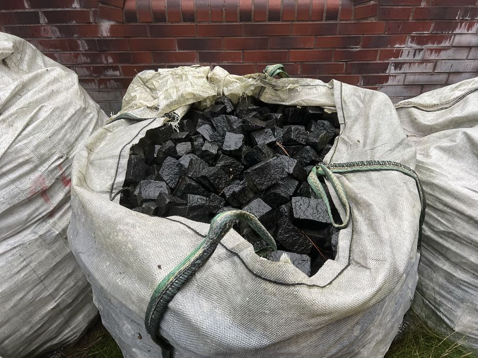 Kostka granitowa czarna szwed