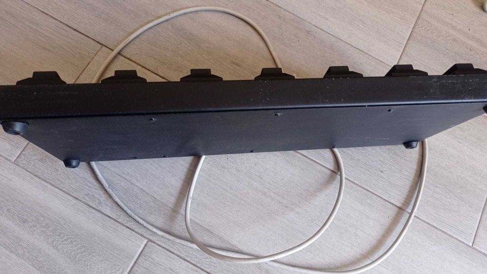 Footswichs Ketron FS6 e Ketron FS13