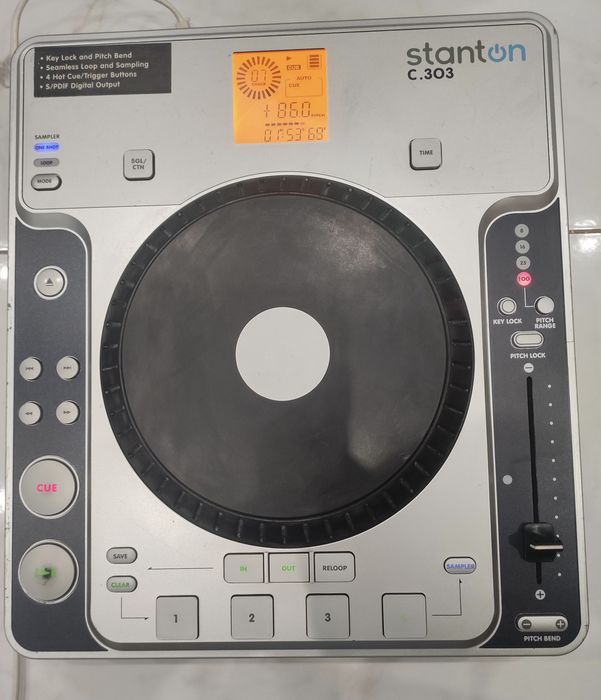 Продам DJ програвач Stanton C.303 - CD настільного виконання
