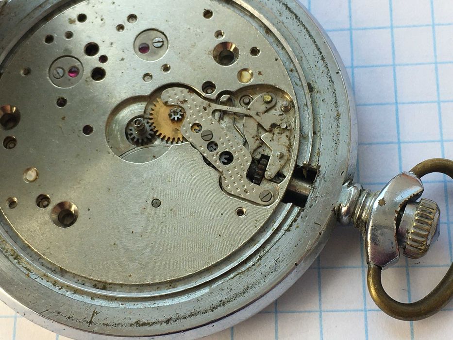 Часы карманные Молния СССР под восстановление - живой баланс