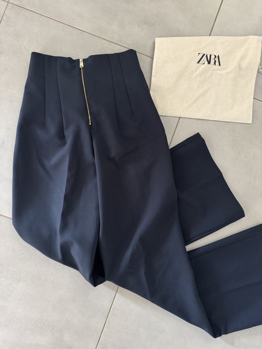 Zara spodnie z wysokim stanem nowe L