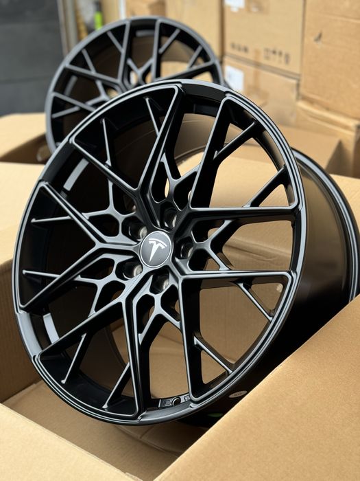 Диски Нові R19/5/114,3 TESLA Model 3 Model Y . В Наявності .