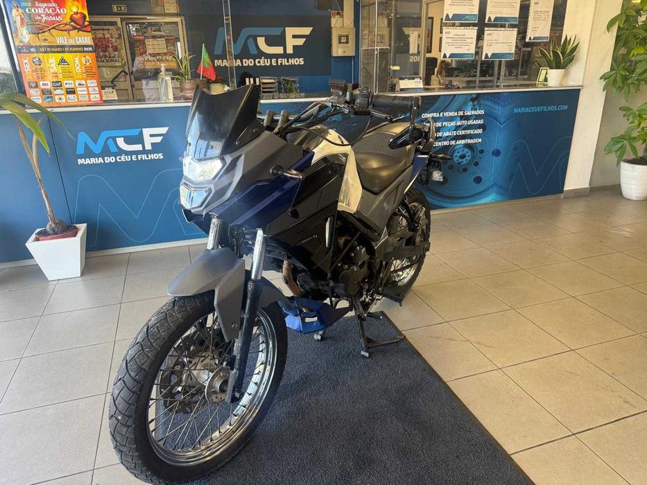 SYM MG NH-T 150 de 2021 Salvado