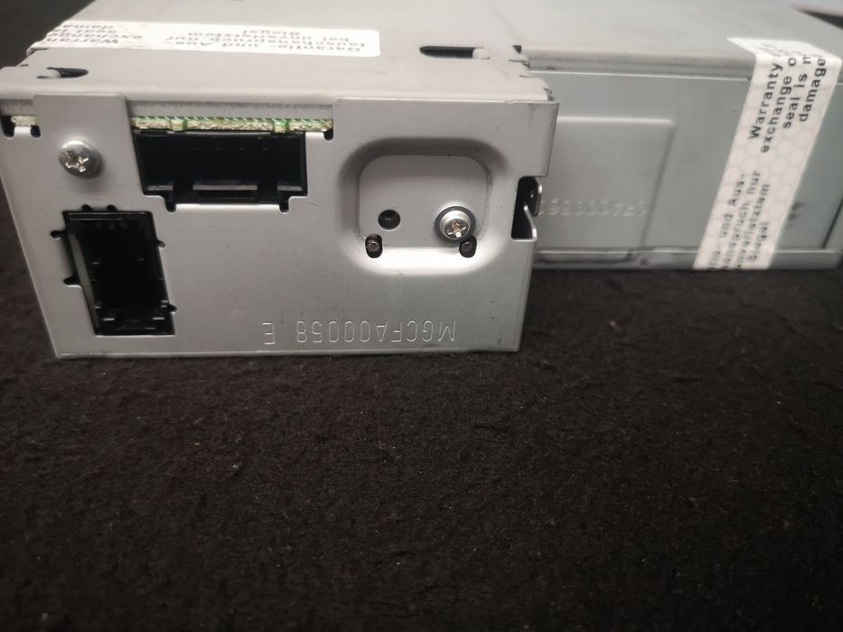 Caixa CD Leitura CD  6CD ORIGINAL AUDI A8 D3 4E0 2003- EPC OEM
