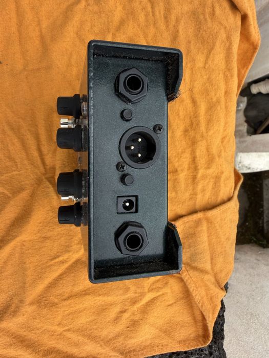 Pedal preamp/D.I.Box Aguilar Tone Hammer