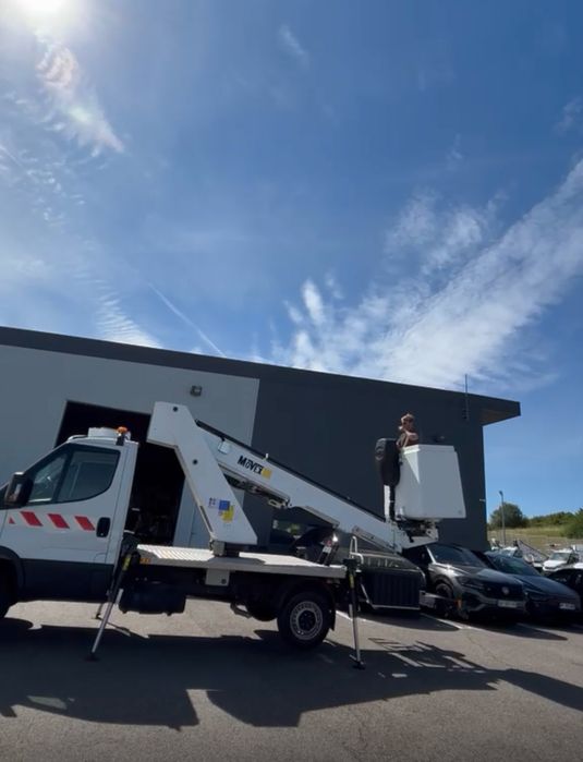 Aluguer Carrinha Cesto Elevatório Barquinha  16m — Ourém / Leiria / Fátima / Tomar / Torres Novas / Entroncamento