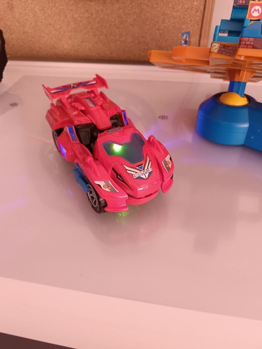 Carro dinossauro robot