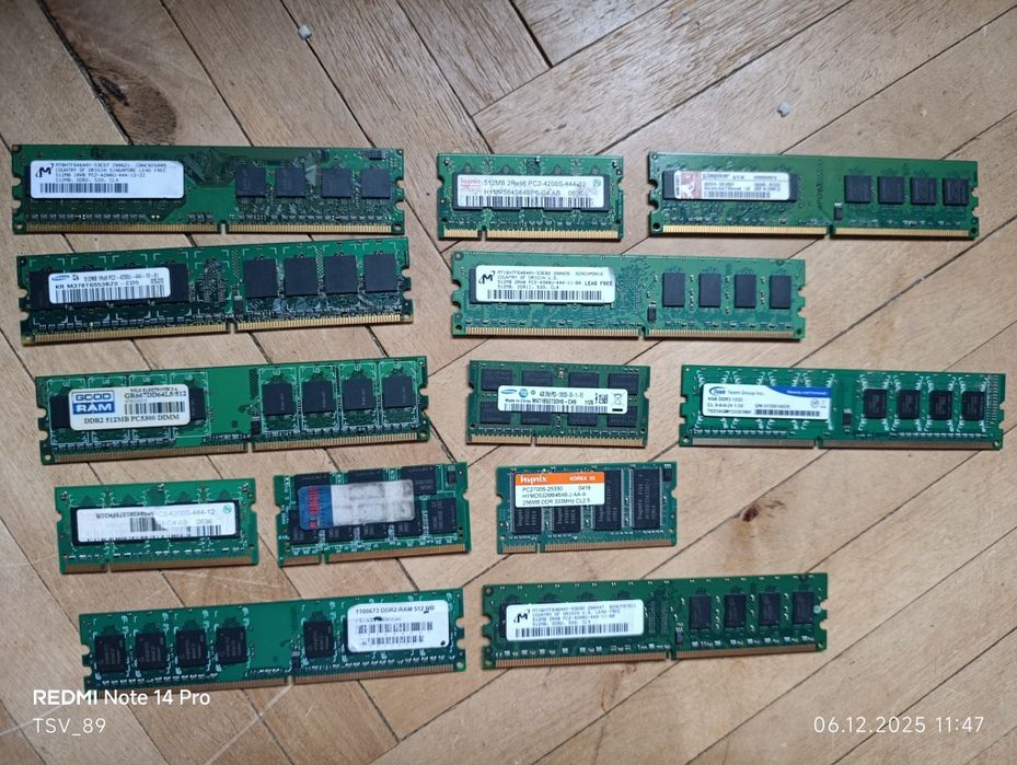 Вiдеокарти  озу оперативна DDR2 DDR3