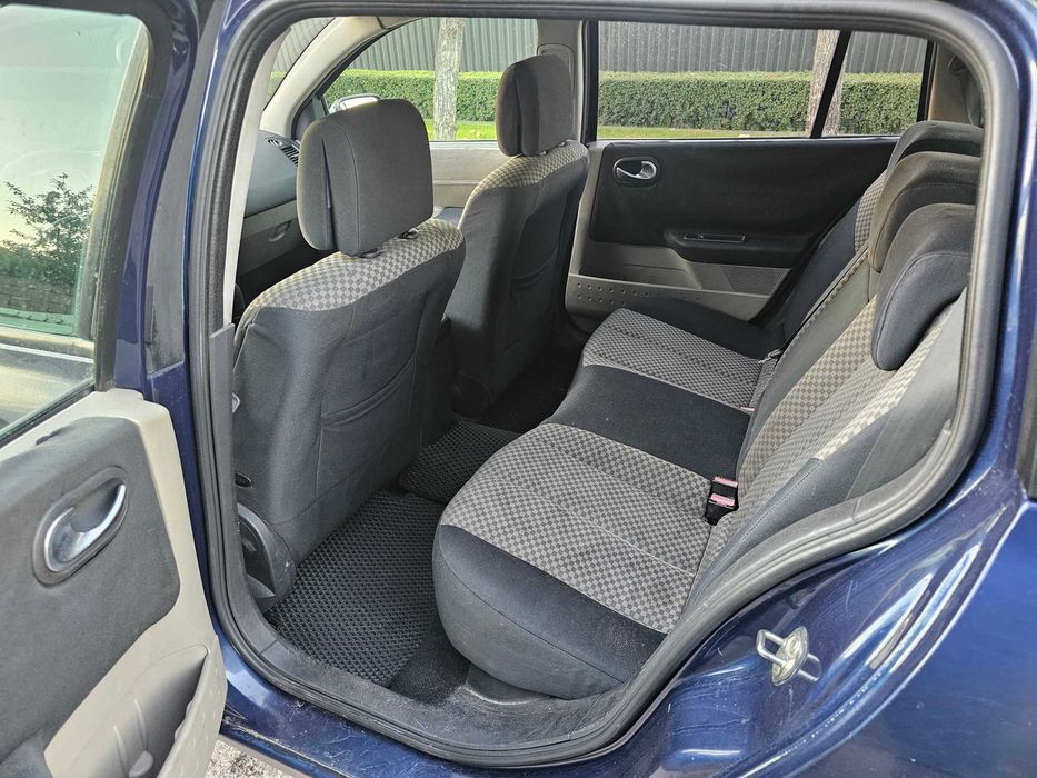 Renault Megane 2004 1.5 dCi MT