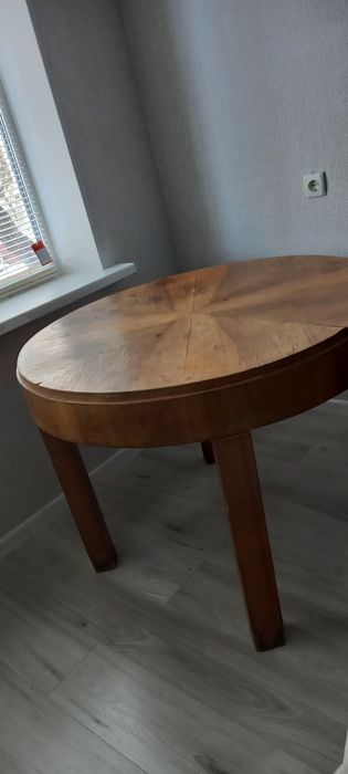 Меблі для кімнати