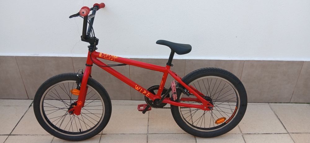 Vendo 2 bicicletas = BH e BMX