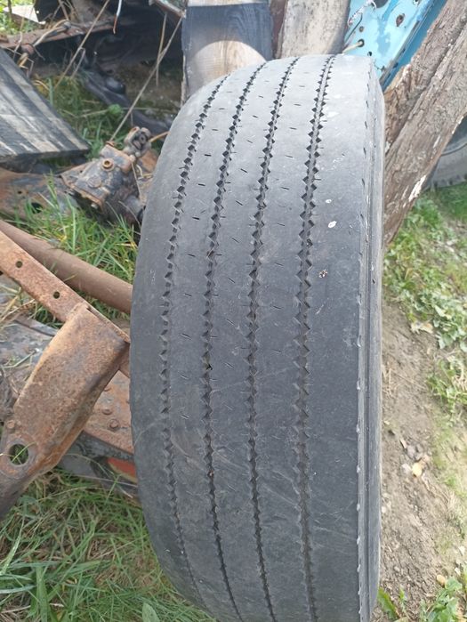 Шини до фури 315/70/22.5 рульовка