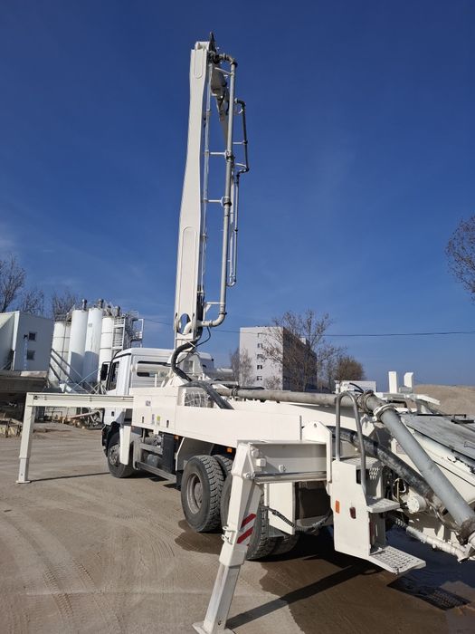 Pompa do betonu Putzmeister M32 Mercedes Actros