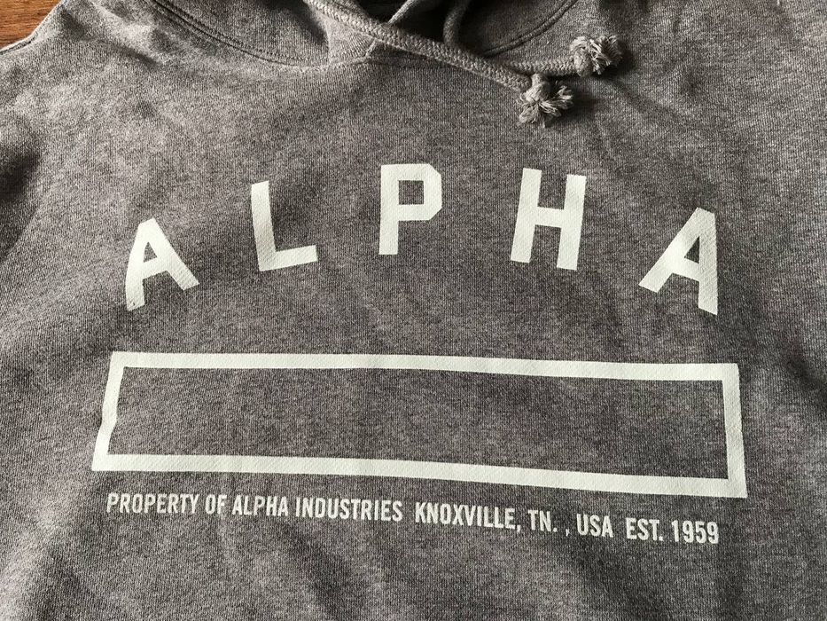 Alpha Industries (S)