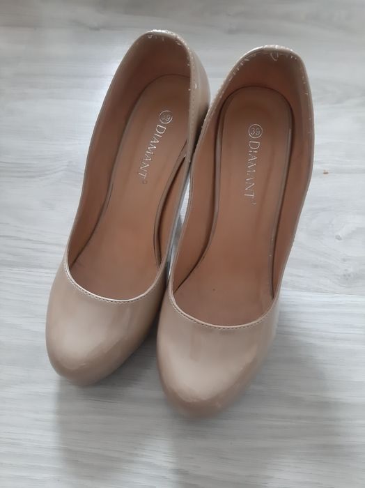 Czółenka na obcasie szpilki  roz.39