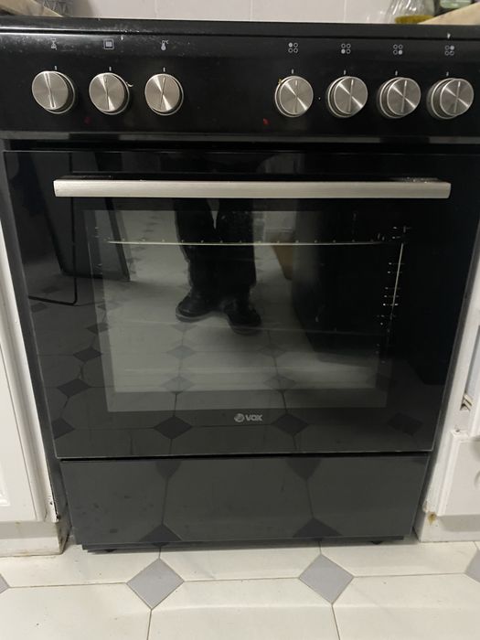 Vendo maquina de lavar roupa e forno eletrico