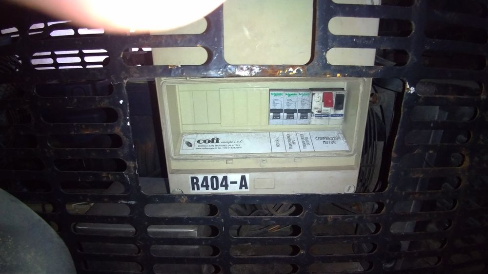 Grupo para frio de placas