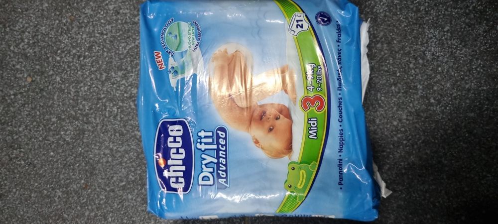 Chicco Dry fit Advanced Pieluchy rozmiar 3
Nie rozpakowane pieluchy ro