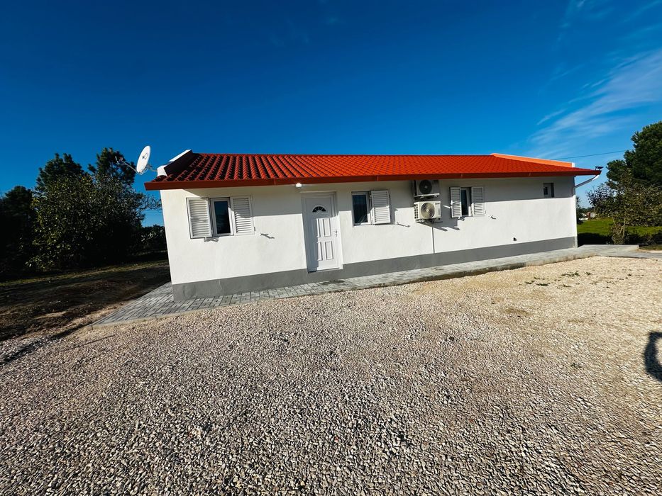 Quinta toda remodelada Salgueirinha/coruche