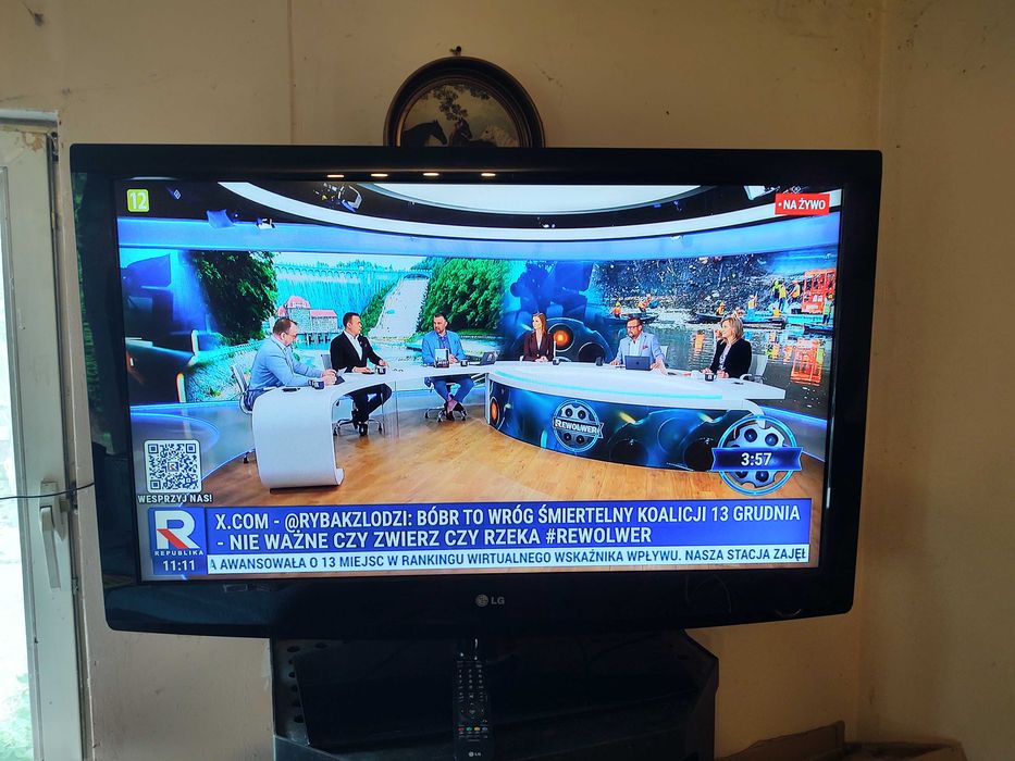 Telewizor Led 42 cale Samsung full hd