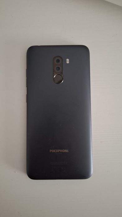 Xiaomi Pocophone F1 – Snapdragon 845 – Desbloqueado
