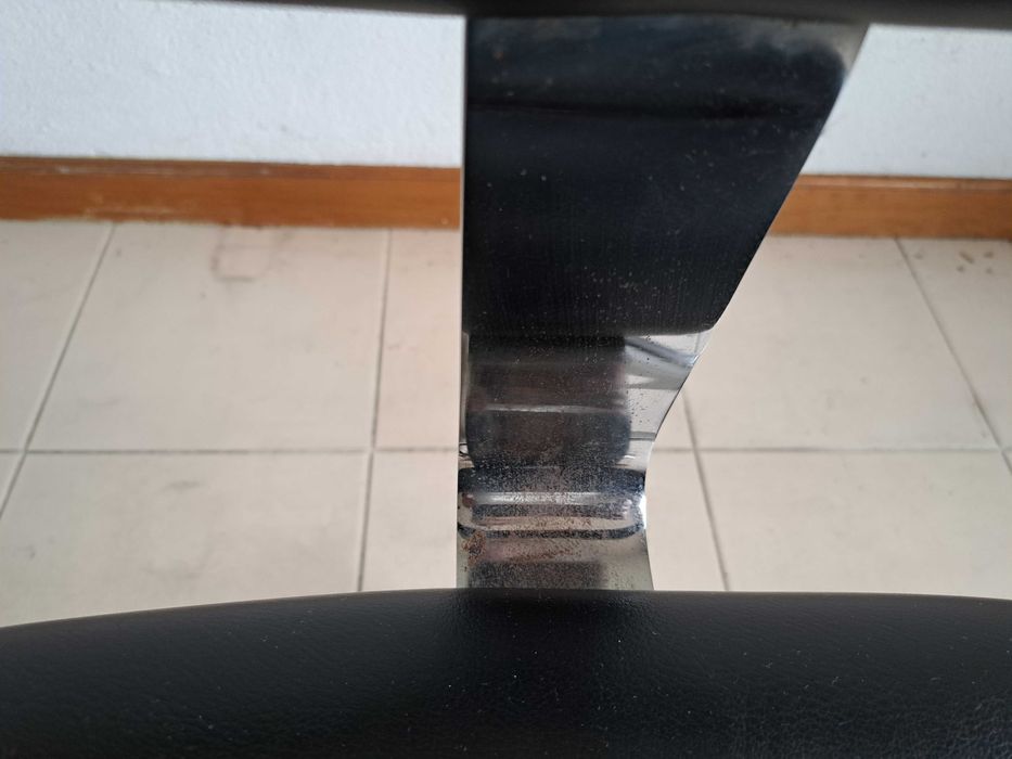 Cadeira escritório vintage usada couro