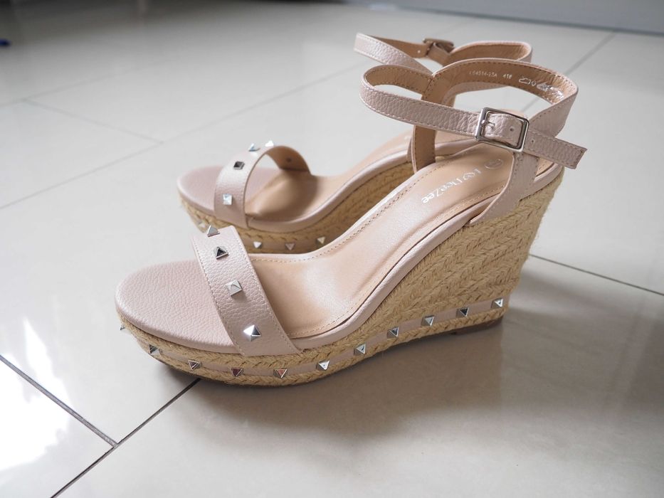 DeeZee sandały damskie pudrowy róż rozm. 41 wkł. 26 cm NOWE