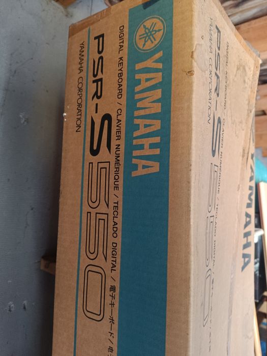 Keyboard Yamaha PSR-5550