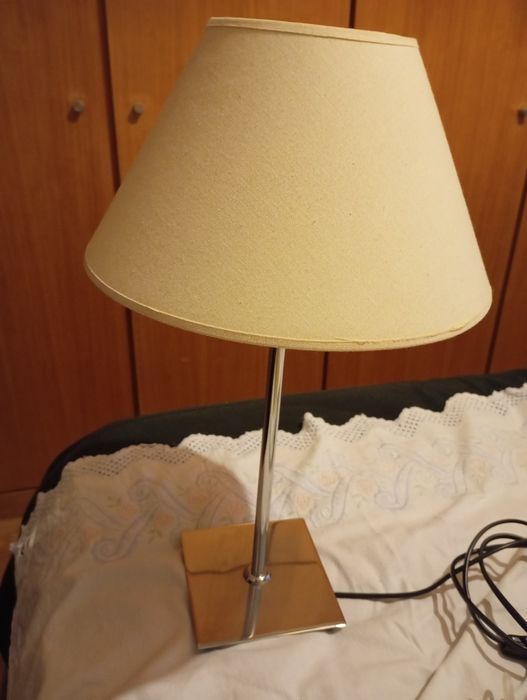 Conjunto candeeiro teto e dois mesinhas