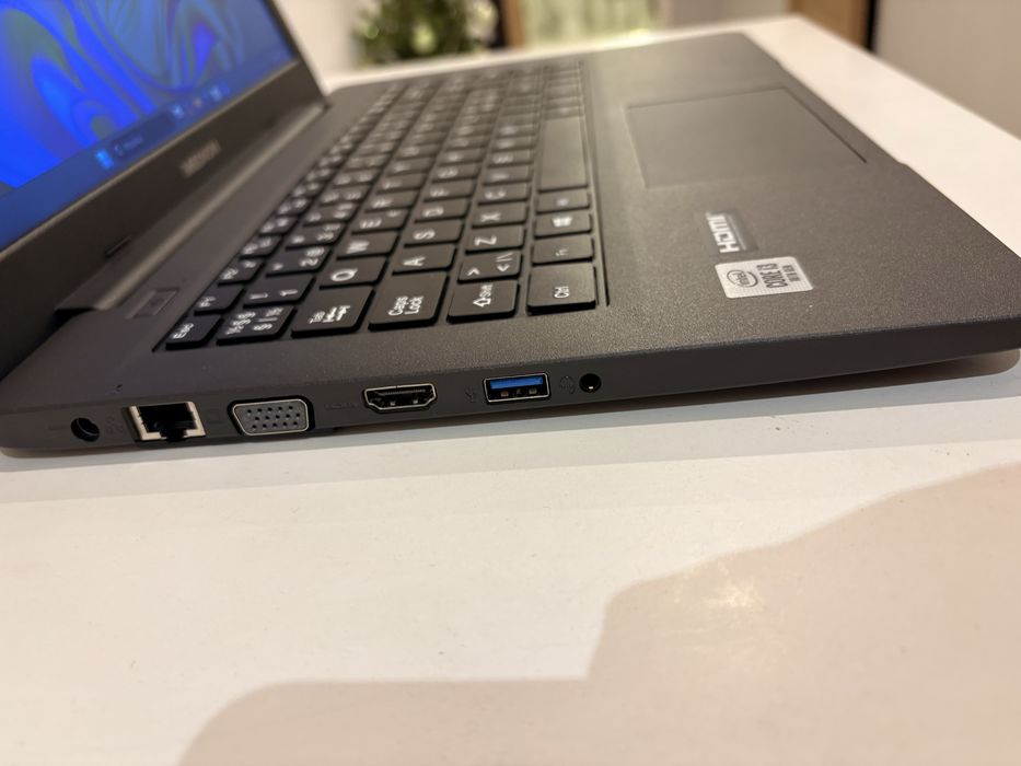 Laptop Medion I3 10gen/4GB/256SSD
