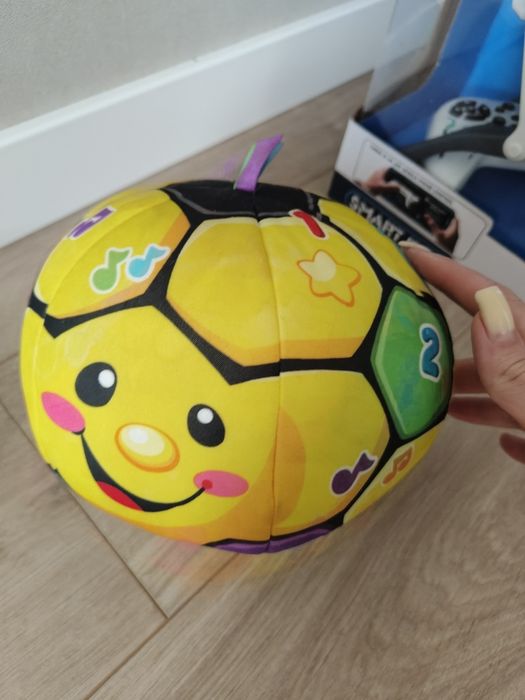 Інтерактивна іграшка мяч fisher price співає російською