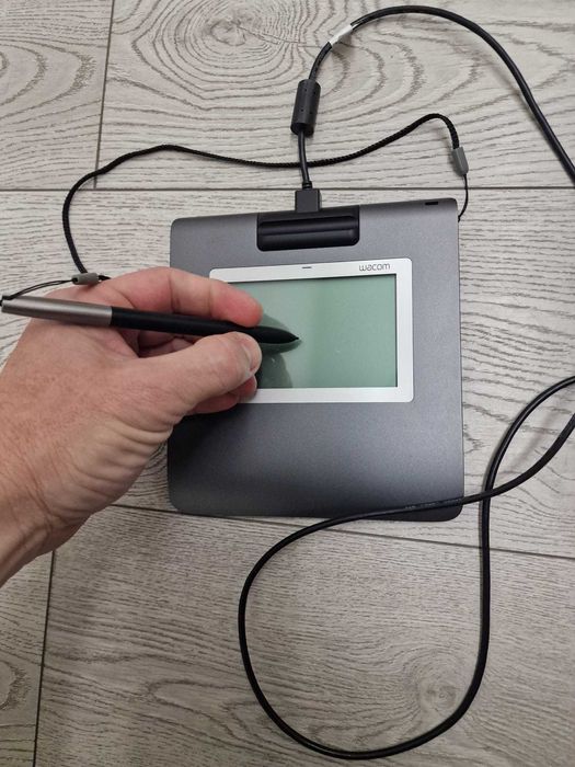 Oportunidade!!!  WACOM STU-430