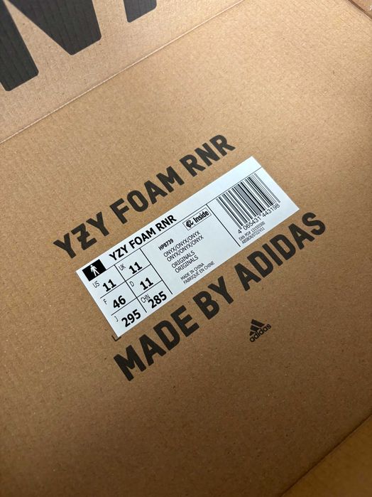 Buty Klapki Yeezy Foam Runner Onyx 46 HP8739