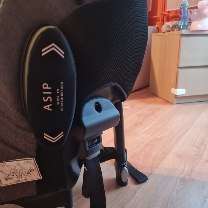 Fotelik Axid Minikid 8 gwiazdek