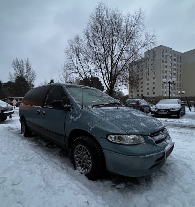 Dodge grand caravan 3.3 газ/бенз автомат