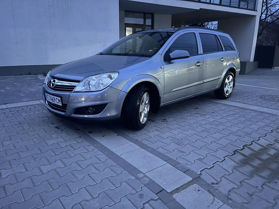 Продам Opel Astra H 2008