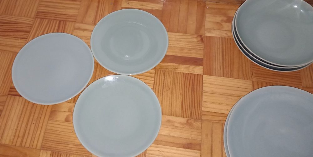 Green Plate Set447334136005928964