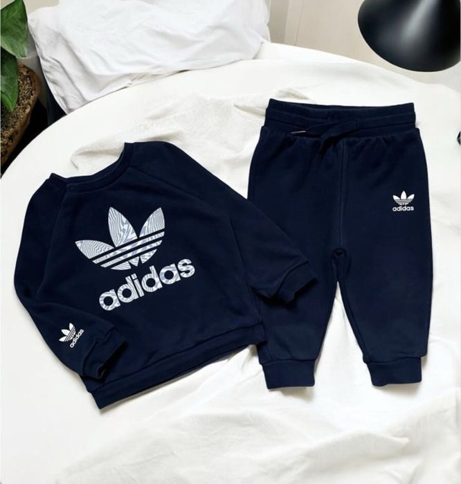 Оригінальний костюм Adidas на зріст 80 см