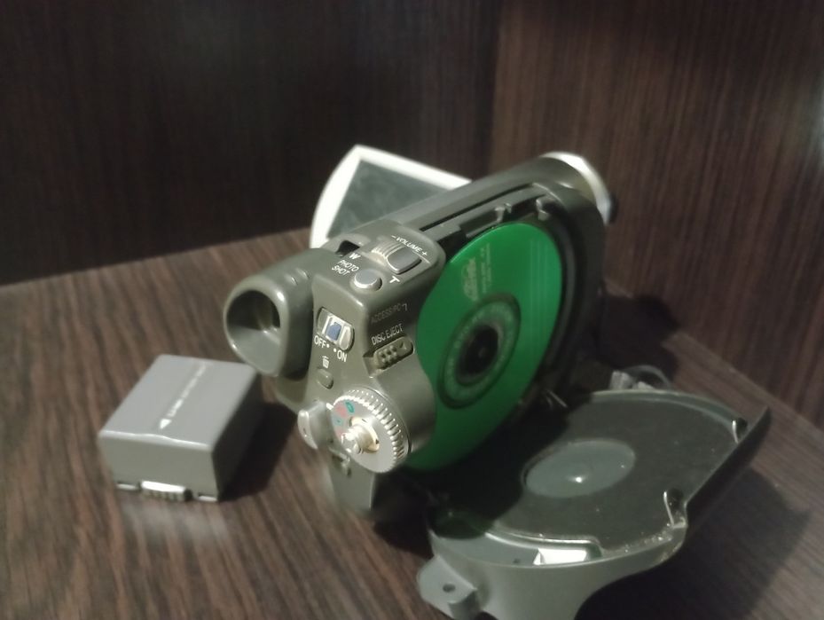 Відео камера Panasonic VOR-D150