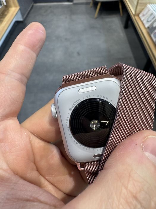 Used Apple Watch SE (2 покоління) 40mm Starlight