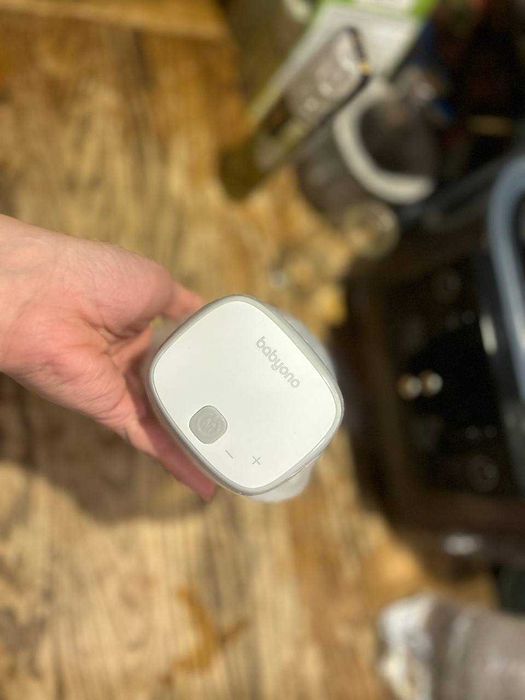 Молоковідсмоктувач електричний Shelly BabyOno 1000