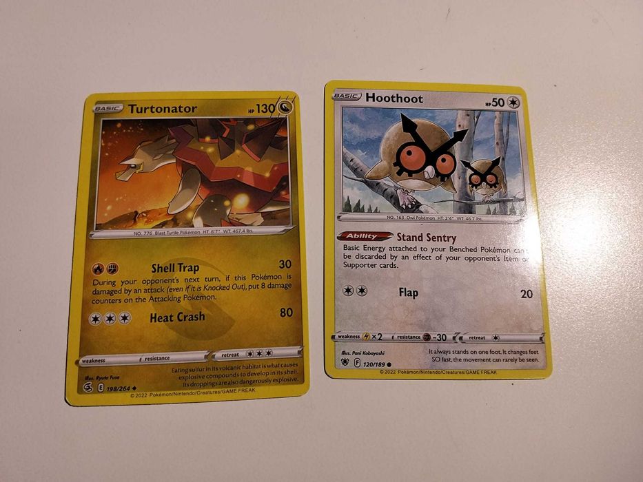 Conjunto de 12 cartas Pokémon