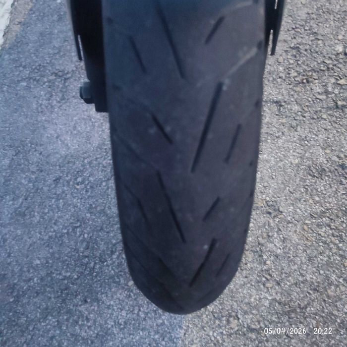 Vendo mota Megelli 125 cc