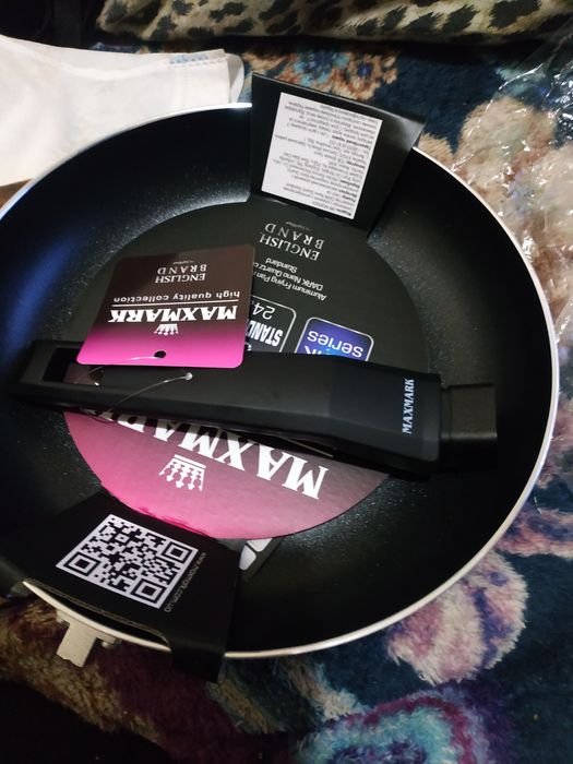 Сковорода алюмінієва нова в гарному стані дешева