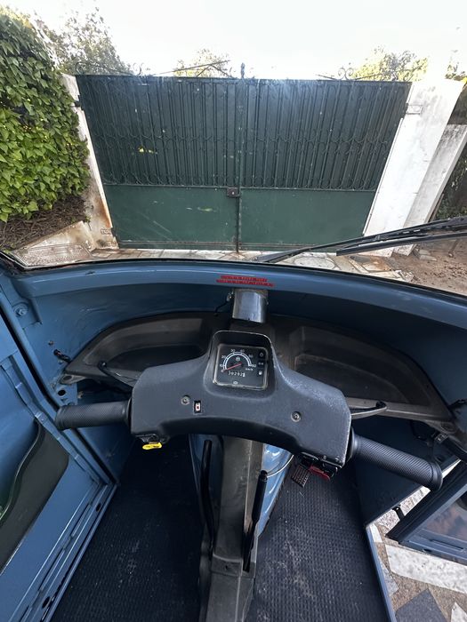 Triciclo Piaggio ape 50