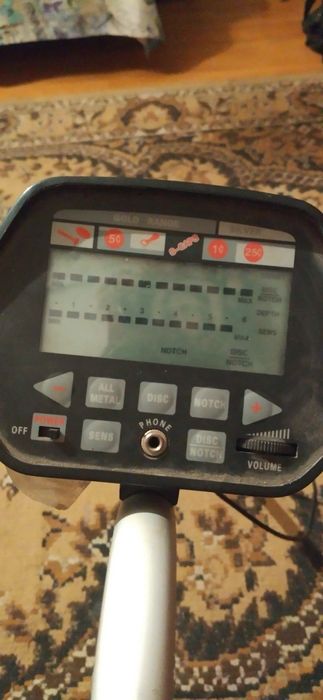 Металошукач TREKER