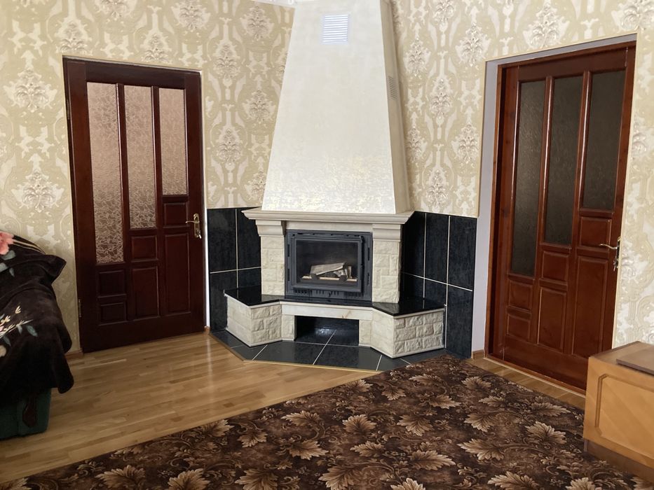 Оренда будинку у мальовничому селі Плавʼя