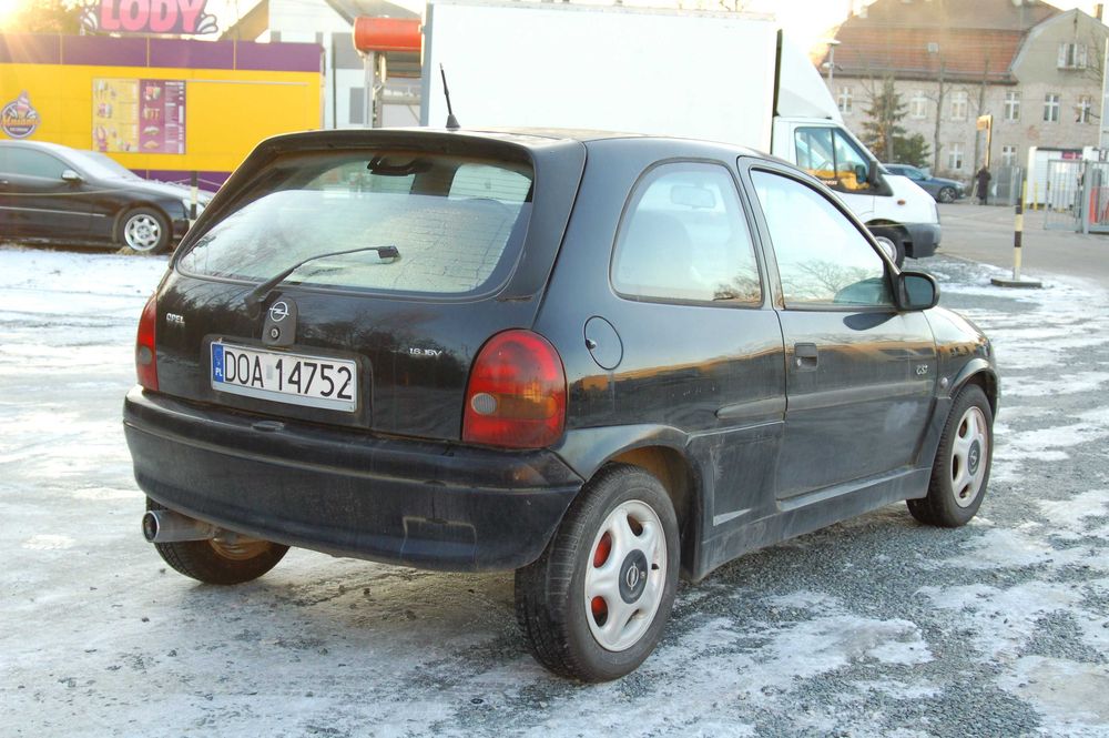 Opel Corsa B 1.6 GSI 106KM Zarejestrowany w Polsce